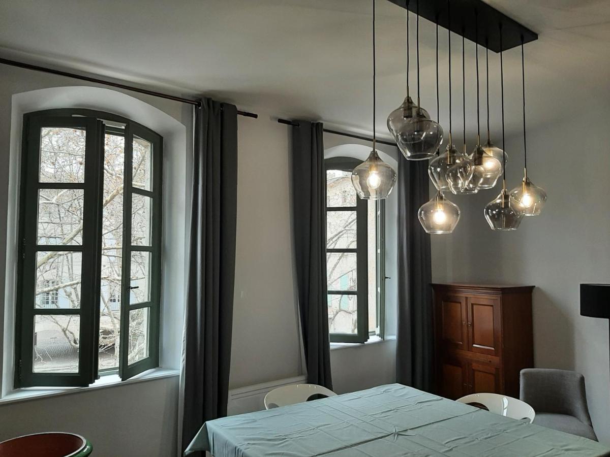 Une Chambre A อูเซส ภายนอก รูปภาพ